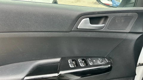 Kia Sportage 1.6 MHEV Black Edition 100kW (136CV) 4x2