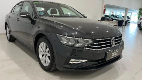 Volkswagen Passat PASSAT BUSINESS 1.6 TDI 120CV 4P DSG