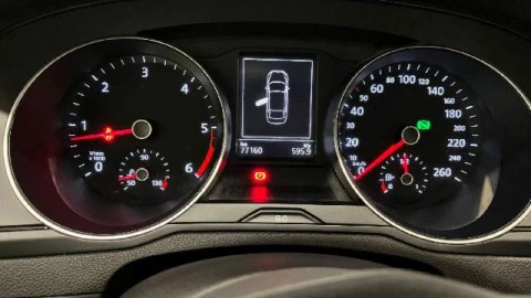 Volkswagen Passat PASSAT BUSINESS 1.6 TDI 120CV 4P DSG