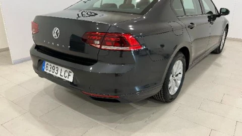 Volkswagen Passat PASSAT BUSINESS 1.6 TDI 120CV 4P DSG