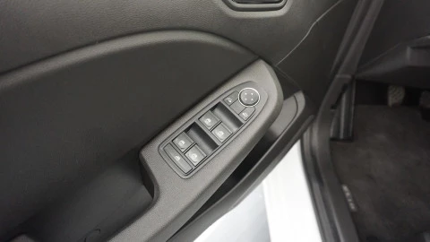 Renault Clio Evolution TCe 90 (67kw)