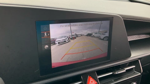 Kia Niro 1.6 GDi HEV 104kW (141CV) Concept