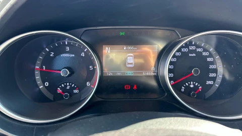 Kia Ceed 1.6 MHEV iMT 100kW (136CV) Drive