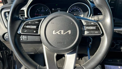 Kia Ceed 1.6 MHEV iMT 100kW (136CV) Drive