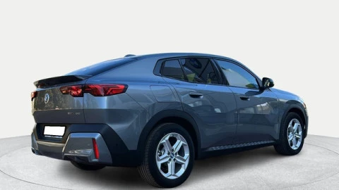 BMW iX2 eDrive20