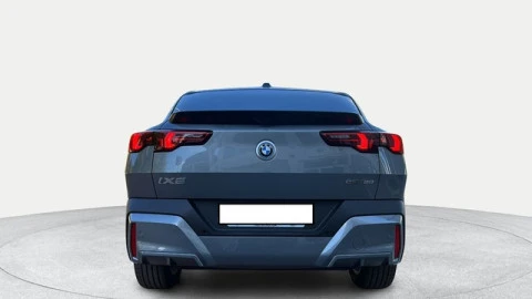BMW iX2 eDrive20