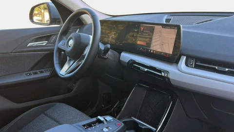 BMW iX2 eDrive20