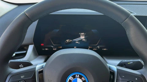 BMW iX2 eDrive20