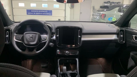 Volvo XC40 2.0 B3 G Core Auto