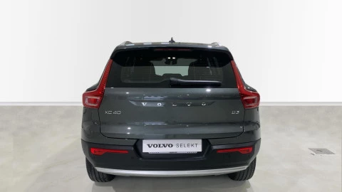 Volvo XC40 2.0 B3 G Core Auto