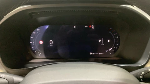Volvo XC40 2.0 B3 G Core Auto