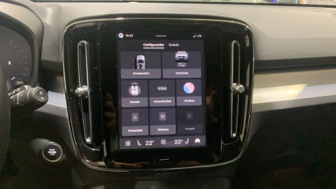 Volvo XC40 2.0 B3 G Core Auto