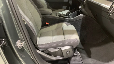 Volvo XC40 2.0 B3 G Core Auto