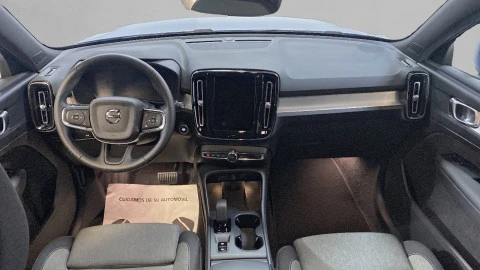 Volvo XC40 2.0 B3 G Core Auto