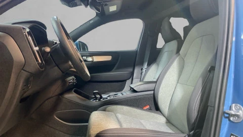Volvo XC40 2.0 B3 G Core Auto