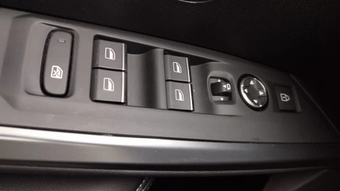 Peugeot 5008 Hybrid 1.2 107KW GT eDCS6