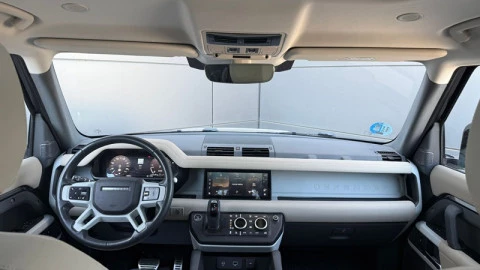 Land Rover Defender 3.0D I6 250 SE 110 Auto 4WD MHEV