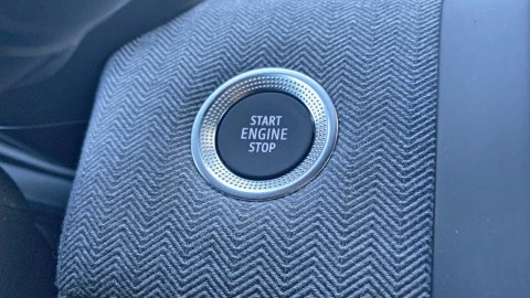 Renault Clio techno Eco-G 100cv (74kW)