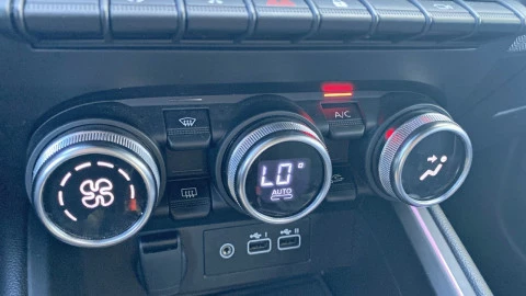 Renault Clio techno Eco-G 100cv (74kW)