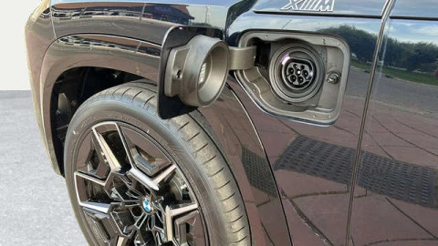 BMW XM XM 50e 350 kW (476 CV)