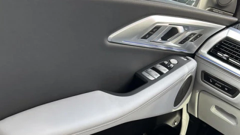 BMW XM XM 50e 350 kW (476 CV)
