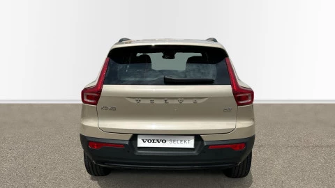 Volvo XC40 2.0 B3 G Plus Dark Auto