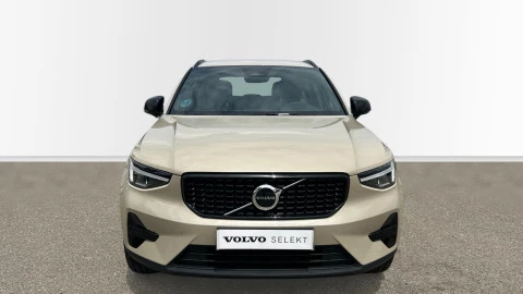 Volvo XC40 2.0 B3 G Plus Dark Auto