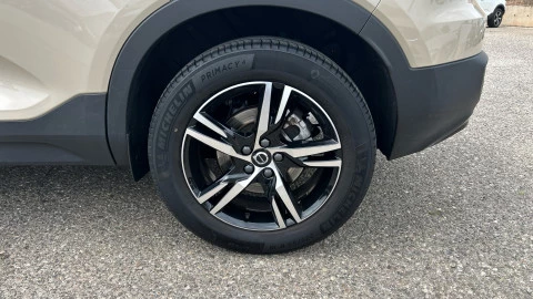 Volvo XC40 2.0 B3 G Plus Dark Auto