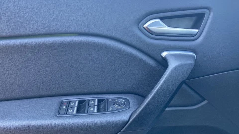 Renault Captur techno Fast Track TCe 103 kW (140CV) GPF