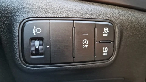 Hyundai Bayon 1.0T 66kW (90CV) Black Line