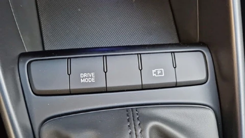 Hyundai Bayon 1.0T 66kW (90CV) Black Line