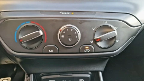Hyundai Bayon 1.0T 66kW (90CV) Black Line