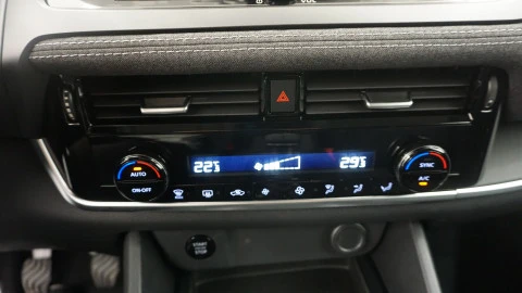 Nissan Qashqai Nuevo Qashqai 5p DIG-T E6E 103 KW (140 CV) mHEV 12V 6M/T 4x2 Acenta