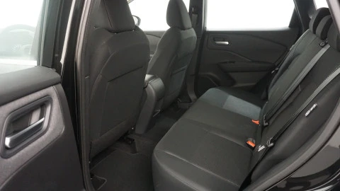 Nissan Qashqai Nuevo Qashqai 5p DIG-T E6E 103 KW (140 CV) mHEV 12V 6M/T 4x2 Acenta