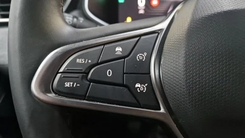 Renault Clio techno Eco-G 100cv (74kW)