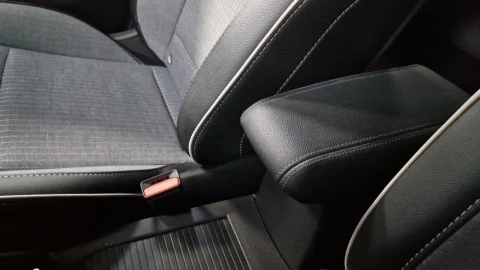 Renault Clio techno Eco-G 100cv (74kW)