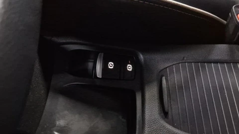 Renault Clio techno Eco-G 100cv (74kW)