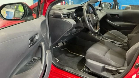 Toyota Corolla 1.8 125H BUSINESS P E-CVT SEDAN Rueda Re