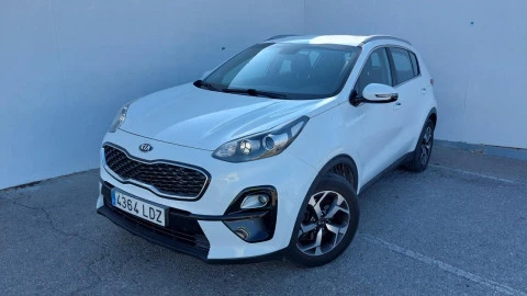 Kia Sportage 1.6 MHEV Business 100kW (136CV) 4x2