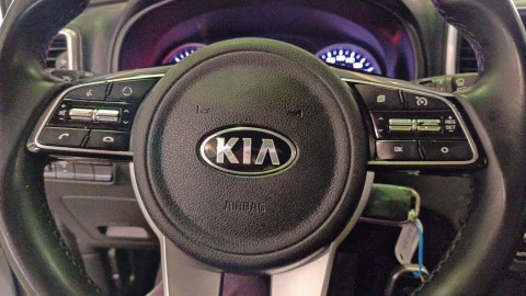 Kia Sportage 1.6 MHEV Business 100kW (136CV) 4x2