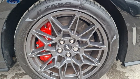 Ford Mustang 5.0 Ti-VCT V8 331kW Mustang GT (Fastb.)