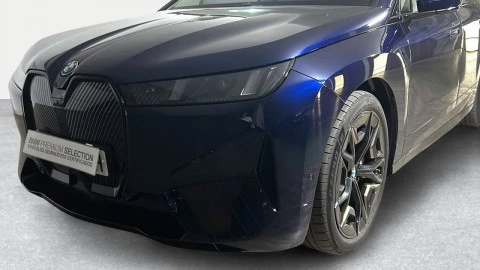 BMW iX xDrive45