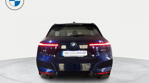 BMW iX xDrive45