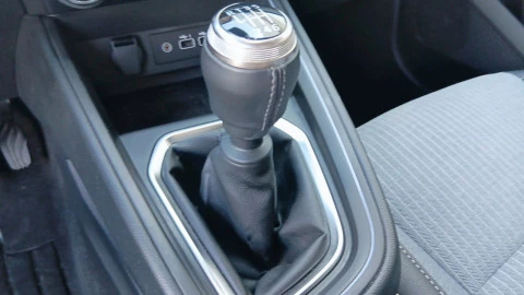 Renault Clio techno Eco-G 100cv (74kW)