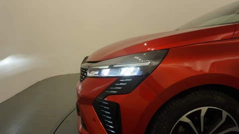 Renault Clio Techno TCe 90 (67kw)