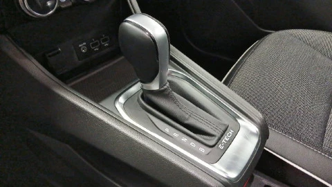 Renault Captur techno Fast Track E-Tech híbrido 105 kW