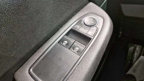 Renault Clio Intens Blue dCi 74kW (100CV)