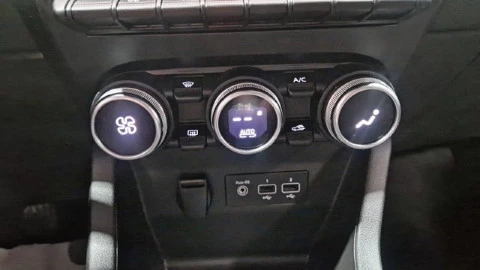 Renault Clio Intens Blue dCi 74kW (100CV)