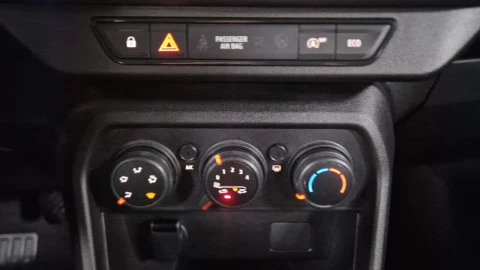 Dacia Sandero Stepway Essential TCe 67kW (90V)