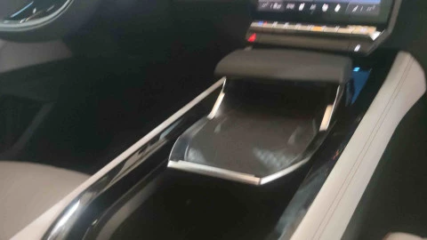 Renault Espace Iconic E-Tech full hybrid 146kW